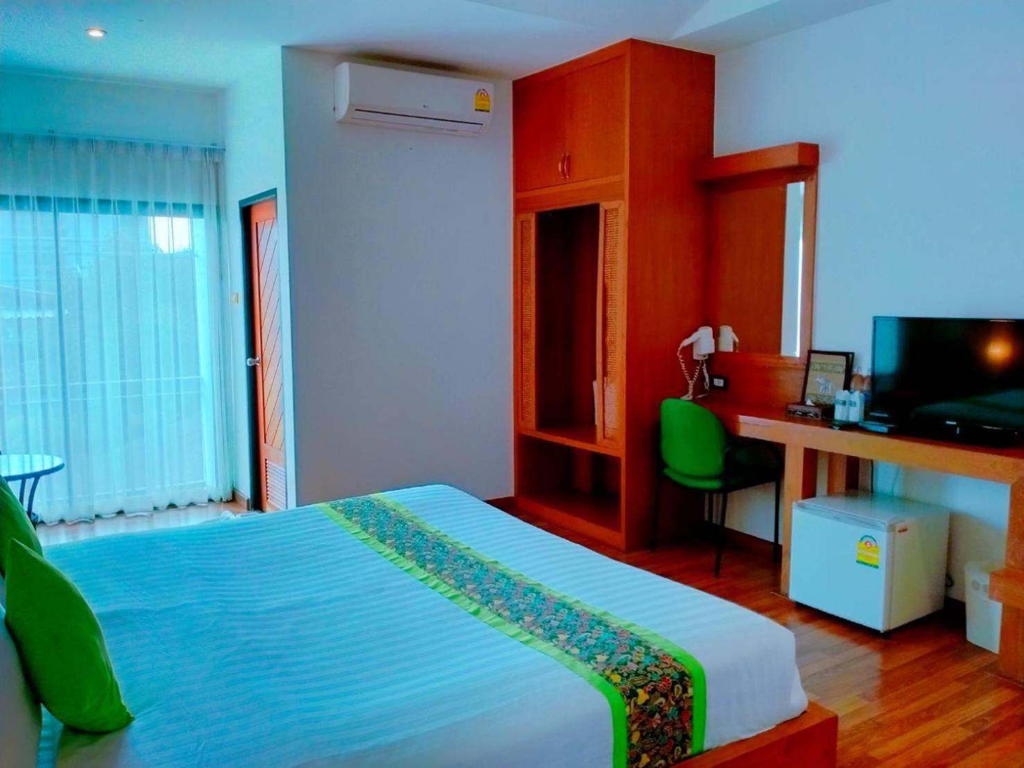 Jingjit Hotel Krabi town Buitenkant foto