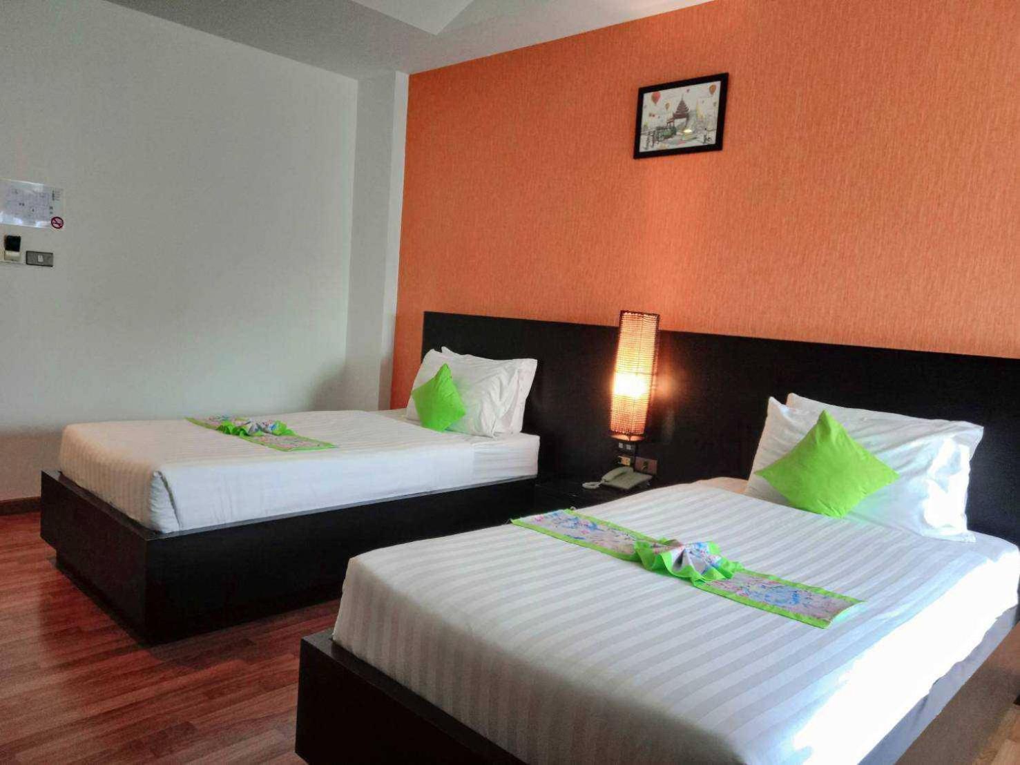Jingjit Hotel Krabi town Buitenkant foto
