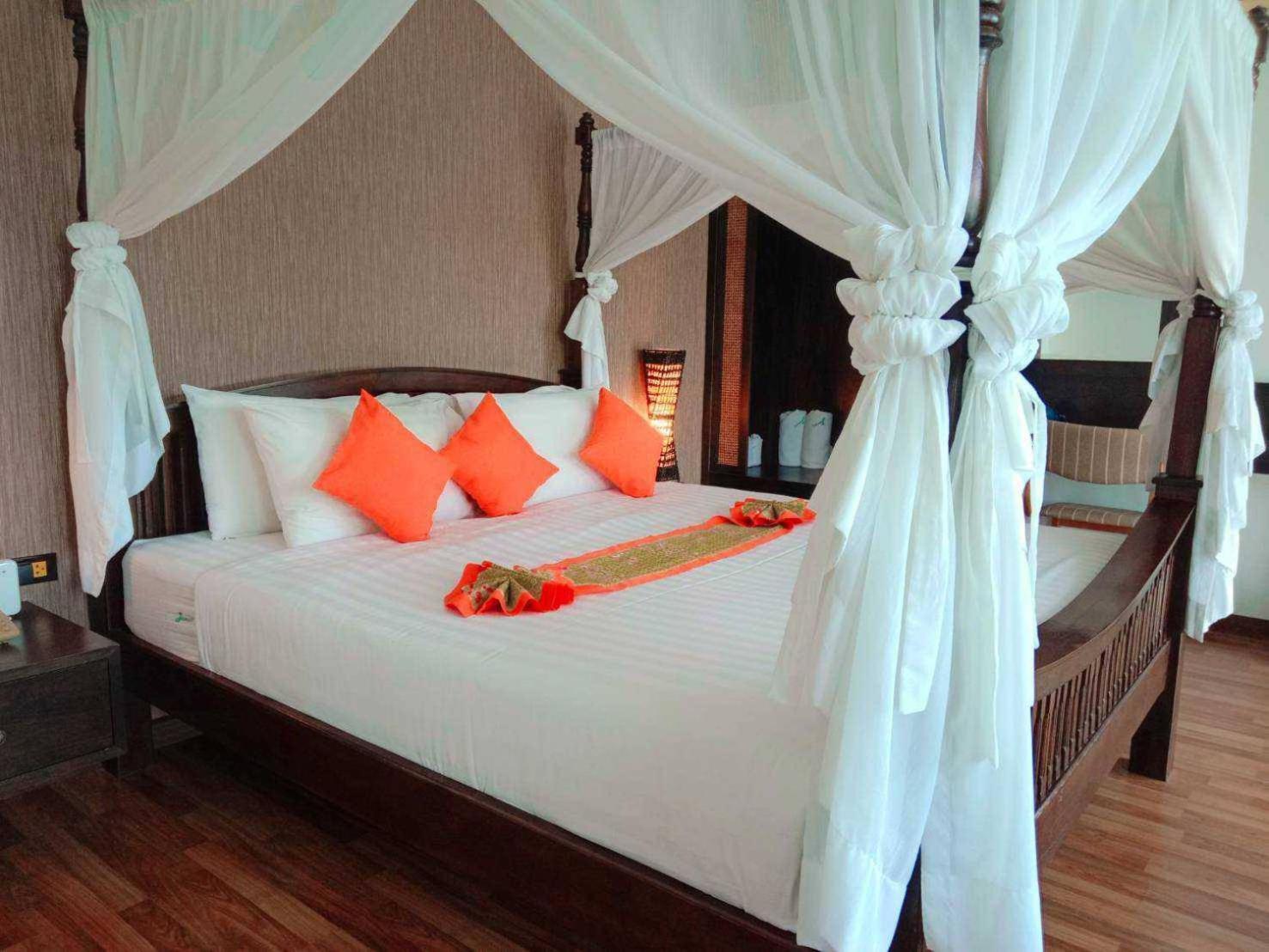 Jingjit Hotel Krabi town Buitenkant foto