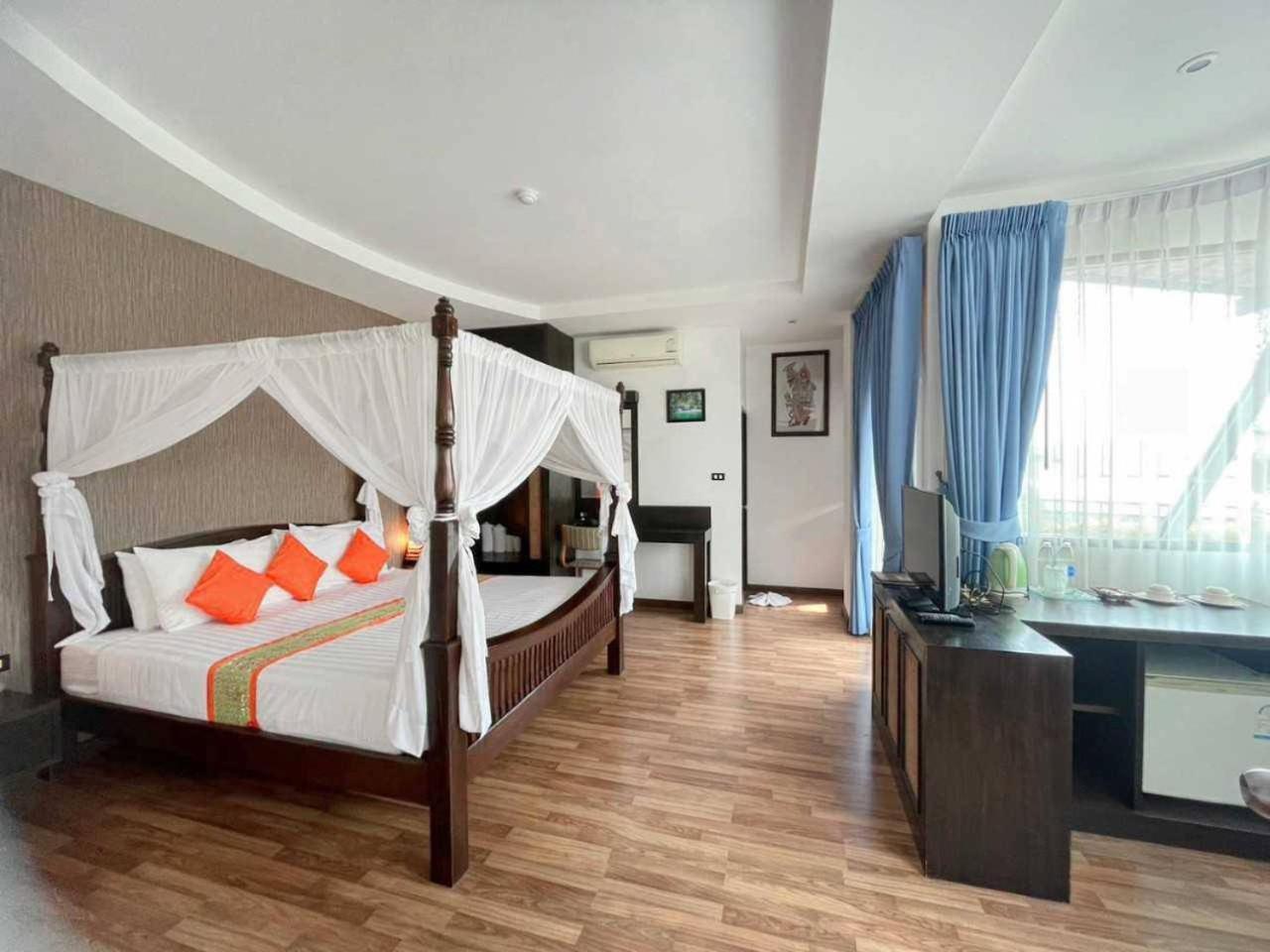 Jingjit Hotel Krabi town Buitenkant foto
