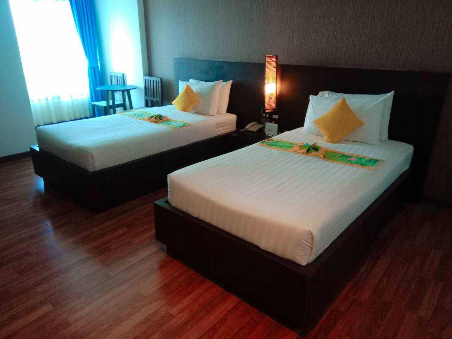 Jingjit Hotel Krabi town Buitenkant foto